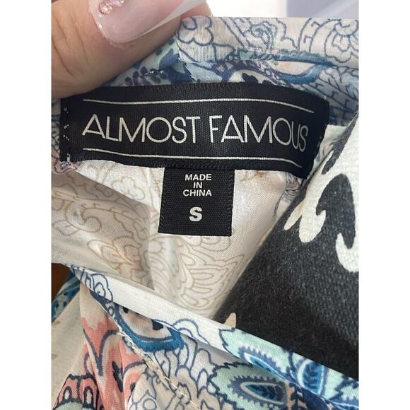 Almost Famous Boho Blouse,Wrinkle Resistant, Three-Quarter Sleeve, Aqua, White S - Picture 10 of 11